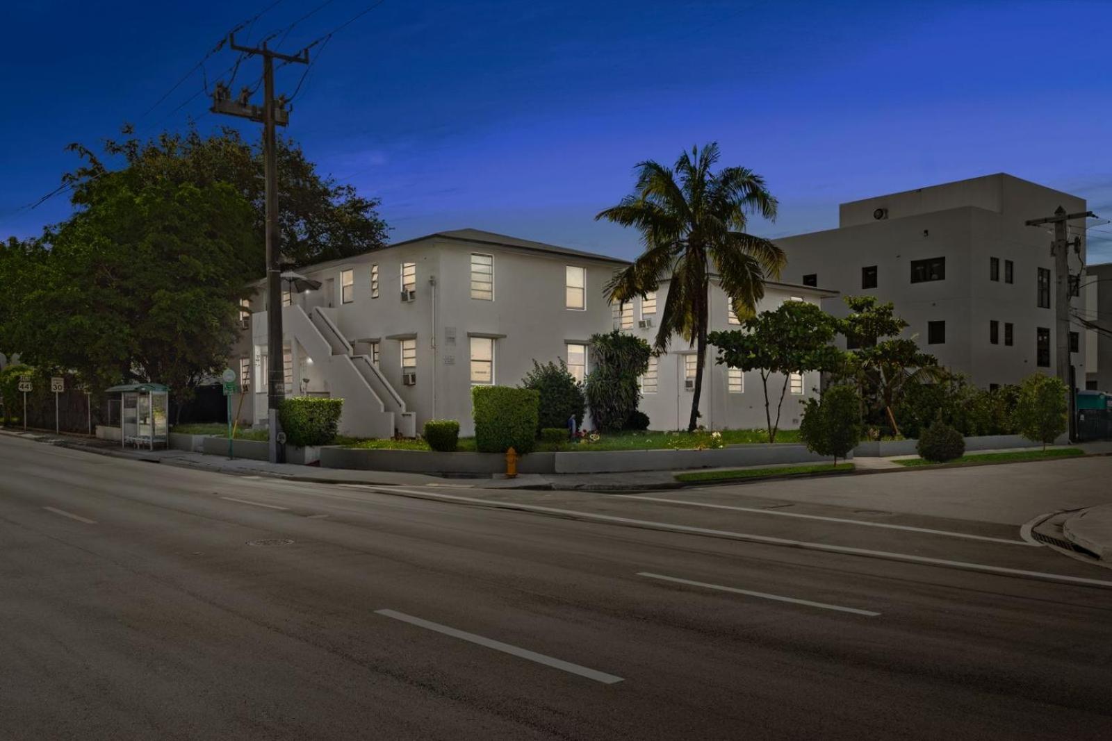 Apartment Brickell Stay: Near Downtown Pet-friendly Miami