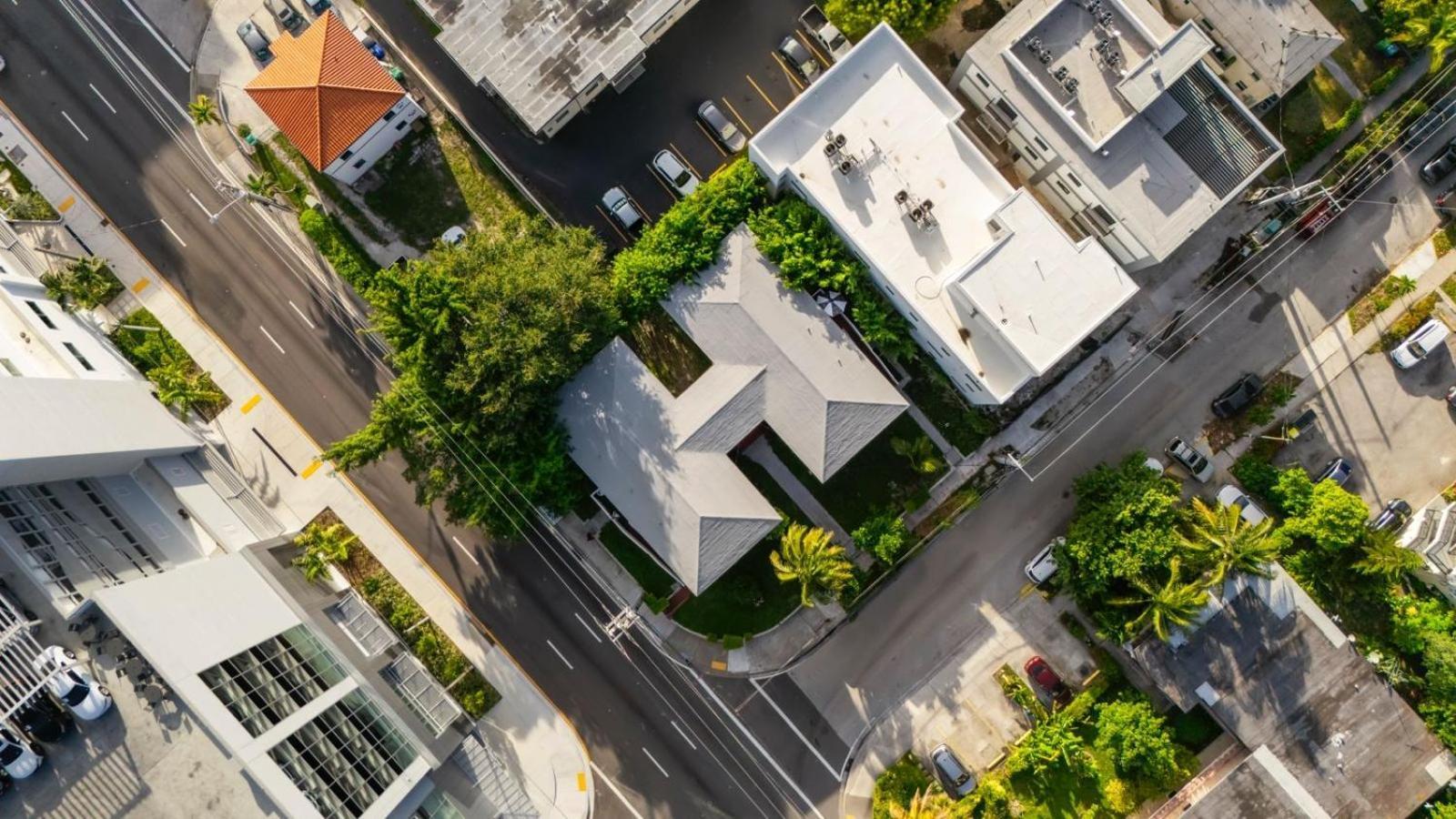 Brickell Stay: Near Downtown Pet-friendly