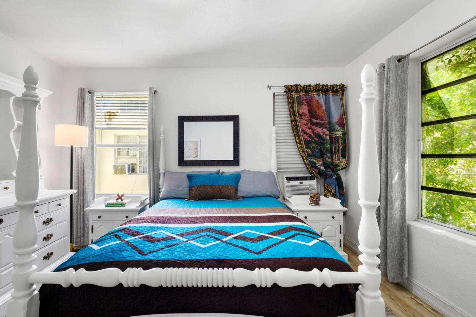 Brickell Stay: Near Downtown Pet-friendly * Miami