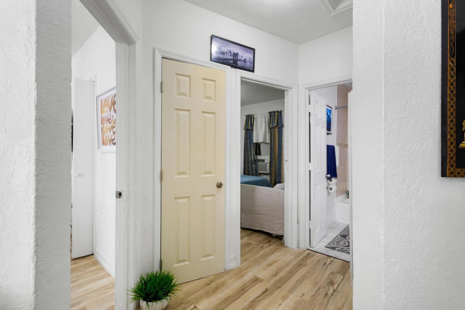 Apartment Brickell Stay: Near Downtown Pet-friendly Miami