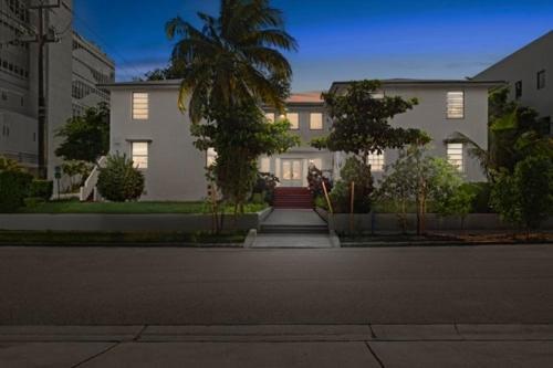 Brickell Stay: Near Downtown Pet-friendly