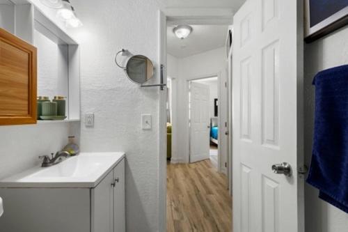 Apartment Brickell Stay: Near Downtown Pet-friendly Miami