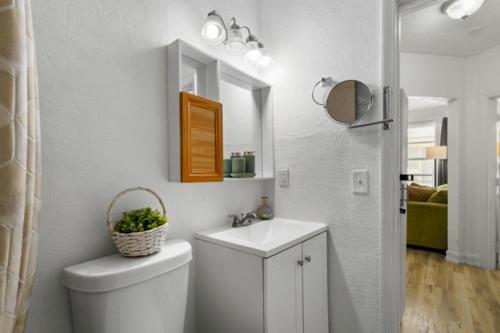 Brickell Stay: Near Downtown Pet-friendly Apartment *
